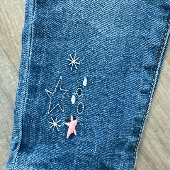 Gymboree Blue Jeans with Pink Star and Moon Embroidery size 2T - Picture 2 of 6